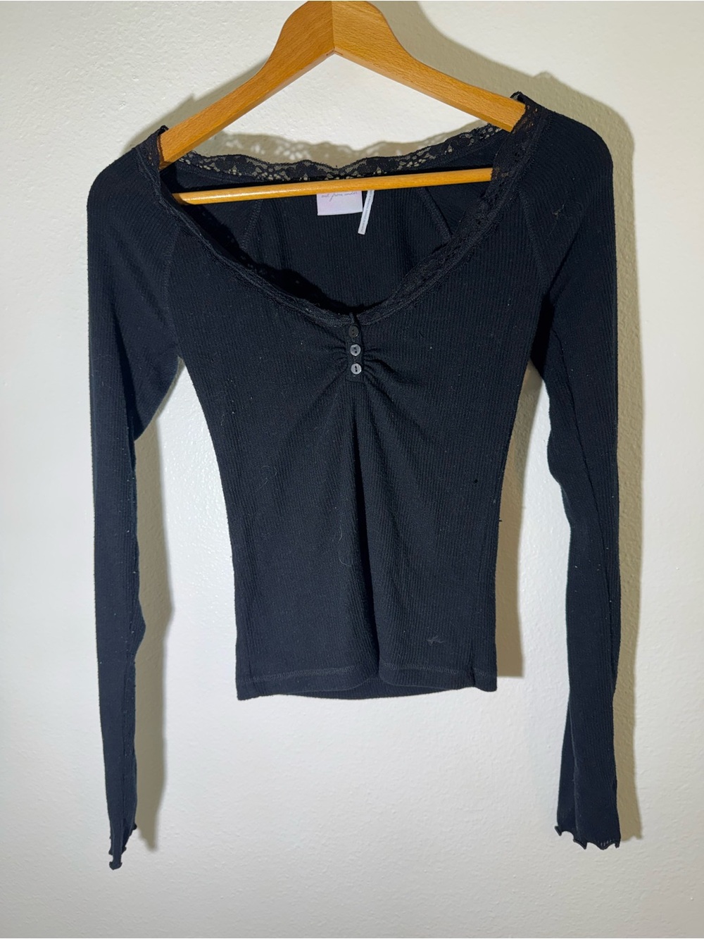 Women’s Black Lace-Trim Urban Outfitters Ribbed Long-Sleeve Top